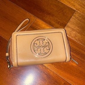 Tory Burch wallet on a chain